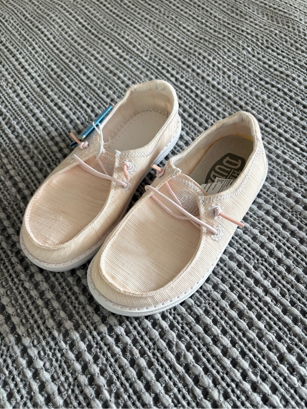 Hey Dude Kids Natural/Cream Canvas Slip-On Sneakers with Pink Laces